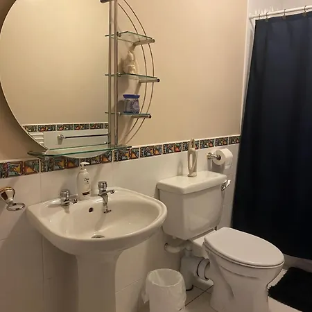 Twin Lakes Апартаменты *