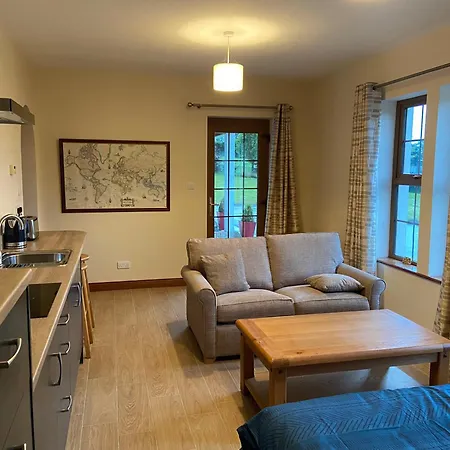 Twin Lakes Apartament